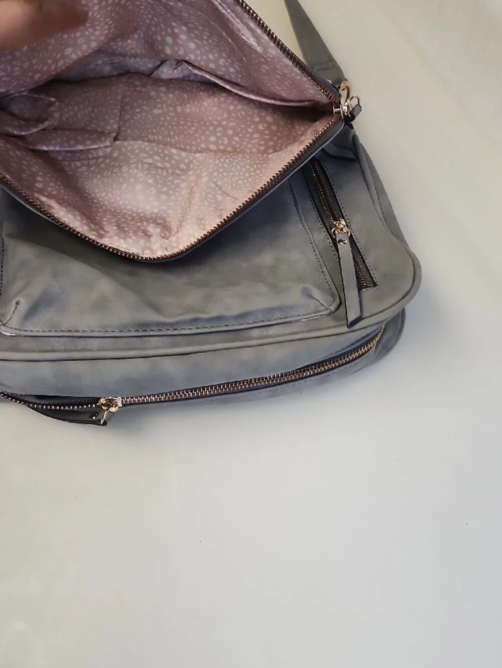 Modern Grey Crossbody Bag with Front Zip Pockets